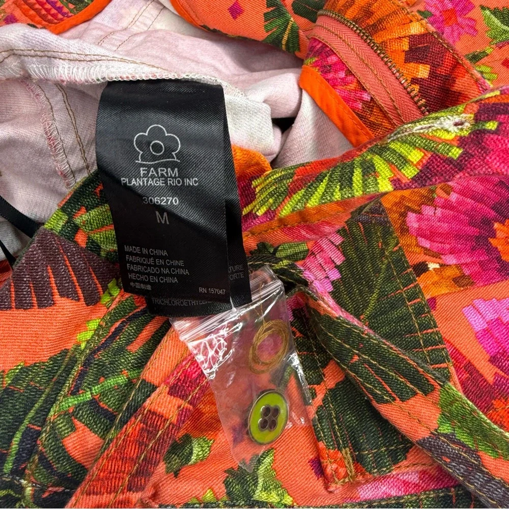 FARM Rio Blooming Garden Shorts size Medium - Picture 9 of 11
